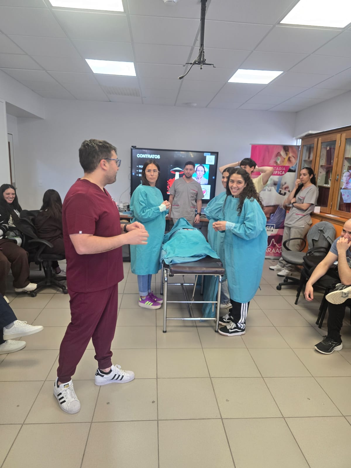 Capacitación en Eventos Críticos en Quirófano ARAAR y Leben Salud - foto 13